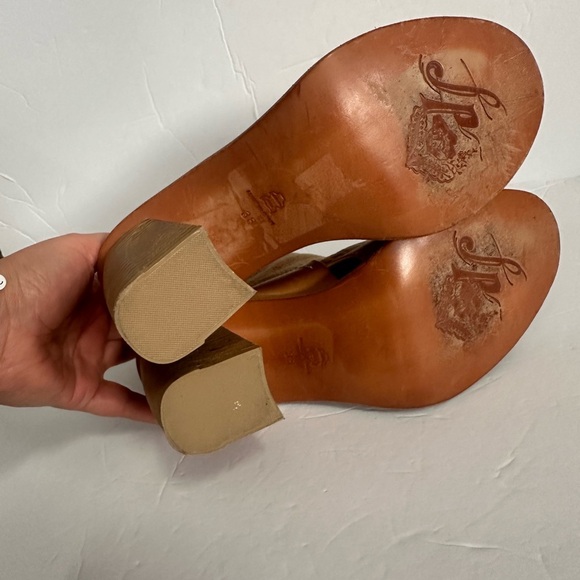 Free People Phoenix Heel Boot Bootie Open Toe Brown
Leather Neutral Size EUR 38 - Picture 11 of 14